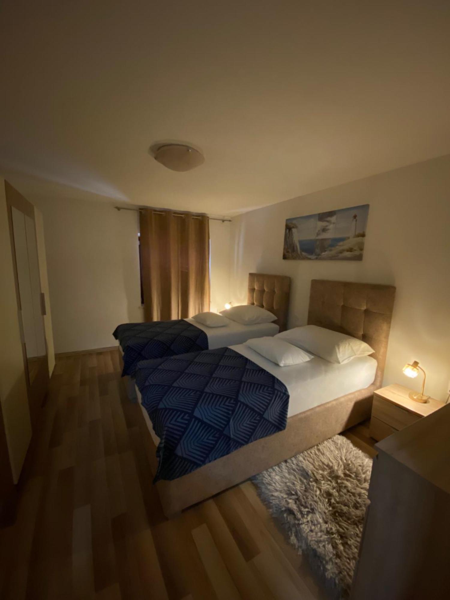 Apartment Bilic Split Bagian luar foto