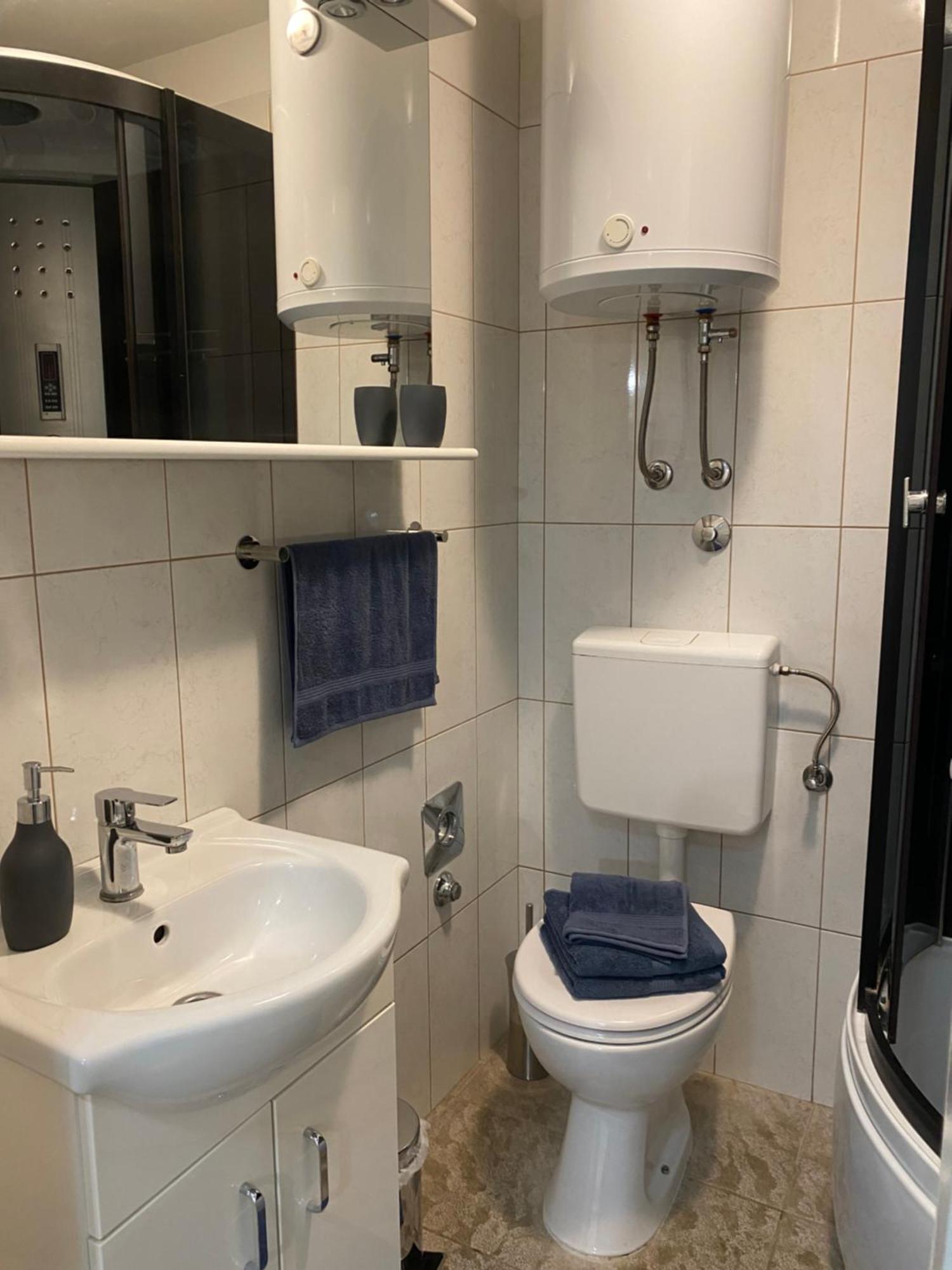Apartment Bilic Split Bagian luar foto
