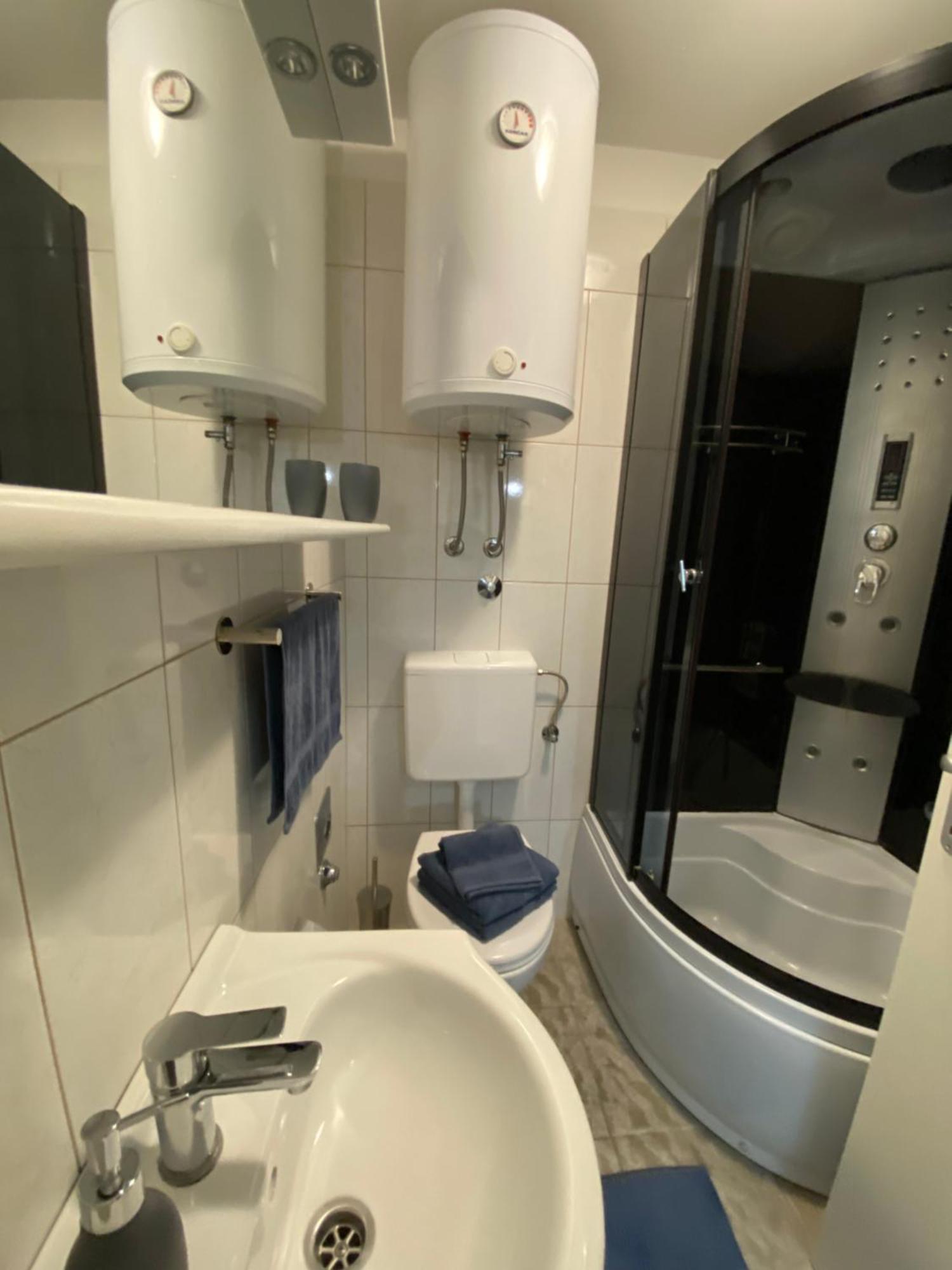 Apartment Bilic Split Bagian luar foto